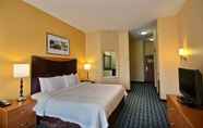 Bedroom 7 Fairfield Inn & Suites by Marriott Milwaukee Airport