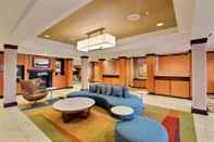 Lobi Fairfield Inn & Suites by Marriott Milwaukee Airport
