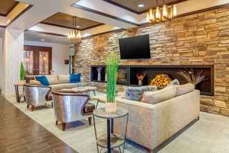 Lobby 4 Comfort Inn & Suites Brighton Denver NE Medical Center