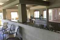 Bar, Cafe and Lounge Best Western Plus Crawfordsville Hotel
