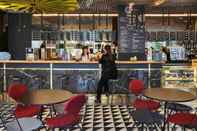 Bar, Cafe and Lounge ibis Barcelona Glories 22