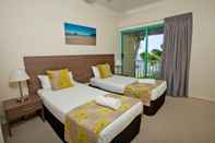 Kamar Tidur Coral Sands Resort