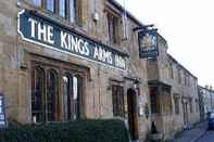 Bangunan The Kings Arms Inn