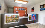 Sảnh chờ 3 Motel 6 New Stanton, PA