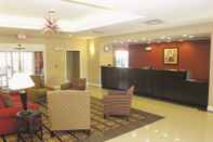 Lobi La Quinta Inn & Suites by Wyndham Macon West