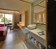 Phòng tắm bên trong 3 Hotel Palace Bonanza Playa & Spa