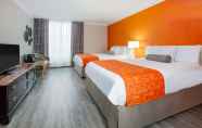 ห้องนอน 4 Howard Johnson Plaza Hotel by Wyndham Windsor