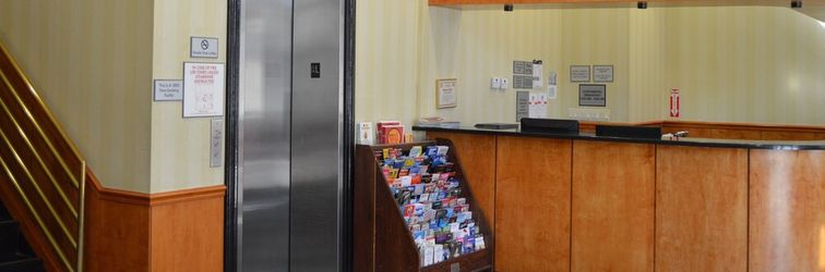 로비 Royal Stay Hotel