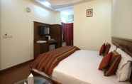 Bedroom 7 Hotel Chanchal Deluxe