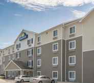 Bên ngoài 4 Days Inn & Suites by Wyndham Rochester Mayo Clinic South