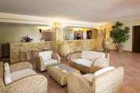 Lobby Hotel Rocca Dorada