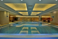 Swimming Pool Wyndham Qingdao