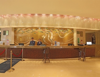 Lobby 2 Wyndham Qingdao