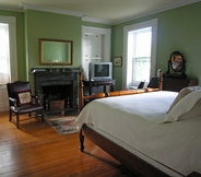 Bedroom 6 Delano Homestead Bed & Breakfast