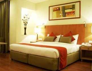 Bedroom 2 Hotel Taj Tristar