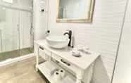 In-room Bathroom 7 Hotel Cavtat