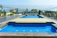 Swimming Pool Four Points by Sheraton Navi Mumbai, Vashi