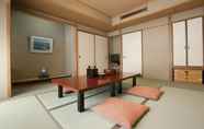 Kamar Tidur 5 Yamatoya Honten Ryokan Osaka