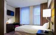 Kamar Tidur 6 Post-Plaza Hotel & Grand Café