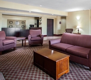 Lobby 3 Comfort Inn & Suites Harrisonville