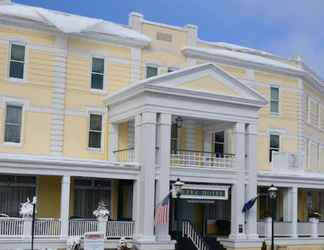 Exterior 2 Stafford's Perry Hotel