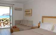 Kamar Tidur 6 Golden Milos Beach