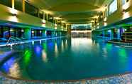 Swimming Pool 5 Hotel Piatra Mare