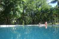 Swimming Pool Base Airlie Beach Resort - Hostel