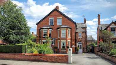 Exterior 4 Chester Brooklands B&B