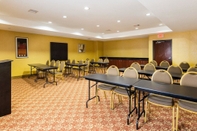 Functional Hall Hotel Pearland