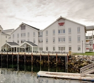 Exterior 4 Thon Hotel Kristiansund