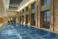 Swimming Pool Hilton Beijing Capital Airport