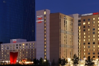 Luar Bangunan SpringHill Suites by Marriott Indianapolis Downtown