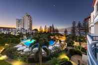 Swimming Pool Oaks Gold Coast Calypso Plaza Suites