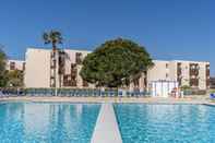 Swimming Pool Vacanceole Residence L'Ile d'Or