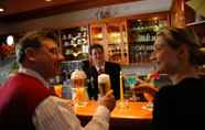 Bar, Kafe dan Lounge 6 Hotel Dreisonnenberg