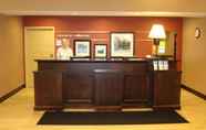 Lobby 5 Hampton Inn & Suites Rochester-North