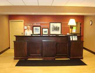 Lobi 2 Hampton Inn & Suites Rochester-North