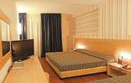 Kamar Tidur 7 Grand Hotel Yachting Palace