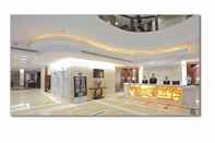 Lobby Country Inn & Suites by Radisson, Amritsar, Queens Road