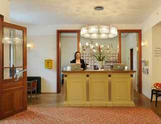 Lobby 2 Jugendstil-Hotel Paxmontana