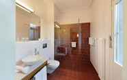 Toilet Kamar 6 Jugendstil-Hotel Paxmontana