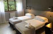 Kamar Tidur 4 Hotel Brianza