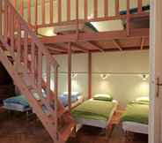 Kamar Tidur 3 Maverick Hostel & Ensuites