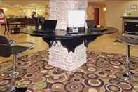 Lobby Hometown Executive Suites