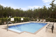 Swimming Pool Hampton Inn & Suites Conroe - I-45 North