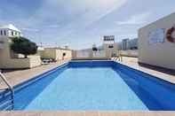 Swimming Pool Hotel Marte