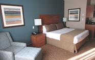 Bedroom 6 Sandman Hotel & Suites Squamish