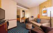 พื้นที่สาธารณะ 6 Fairfield Inn & Suites by Marriott Buffalo Airport