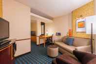 พื้นที่สาธารณะ Fairfield Inn & Suites by Marriott Buffalo Airport